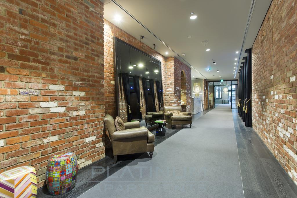 Platinum Apartments On Southbank ملبورن الغرفة الصورة